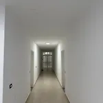 شقة Em