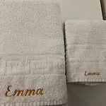 شقة Em *