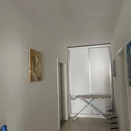 Em Apartment Durres