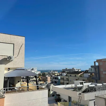 Apartment Em *