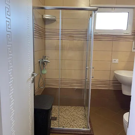 Apartment Em Durres