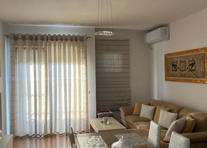 Em Durrës